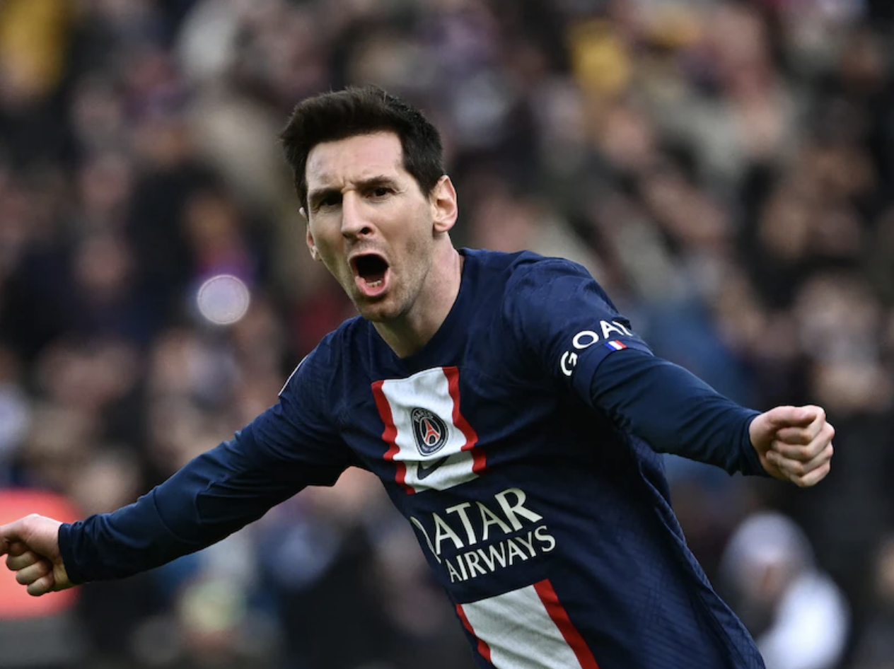 PSG superstar Lionel Messi receives stunning proposal worth nearly €200m to return to Barcelona