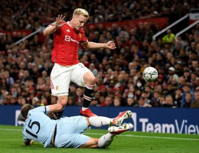 Lorient reach agreement with Man Utd for Van de Beek’s loan deal