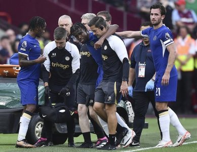 Chelsea confirm Chukwuemeka has undergone knee surgery