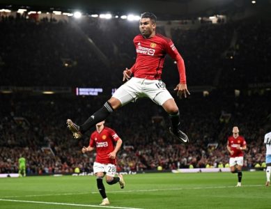 Man Utd dismiss Crystal Palace in League Cup as Wolves, Luton crash