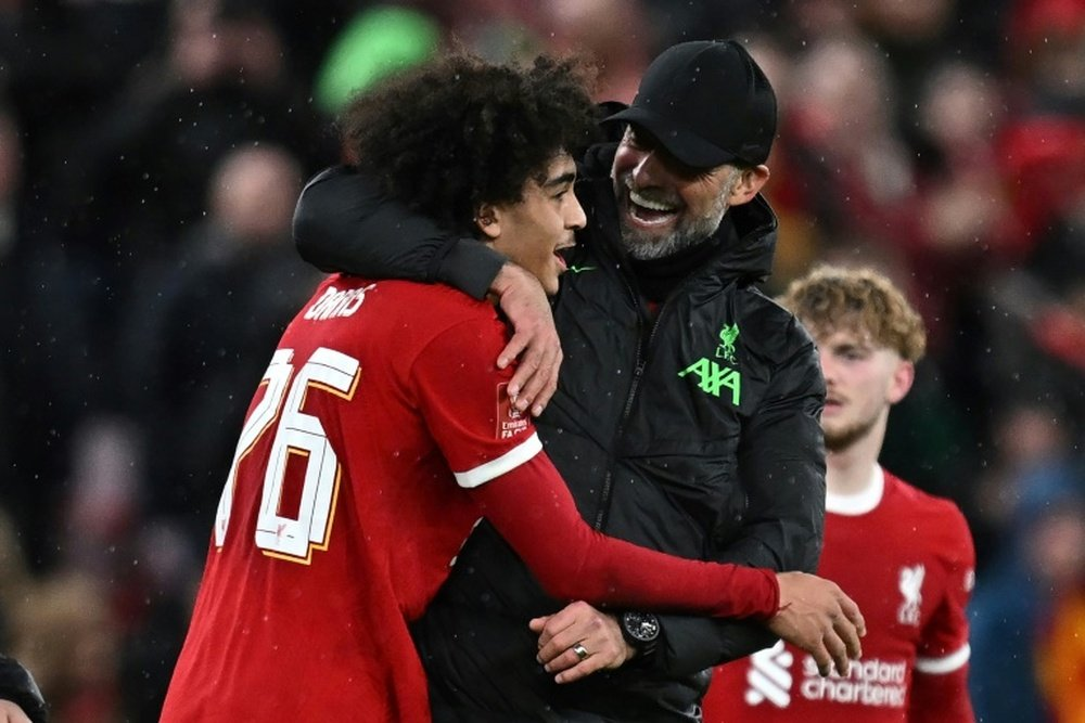 Klopp proud of Liverpool young guns as injury problems ease