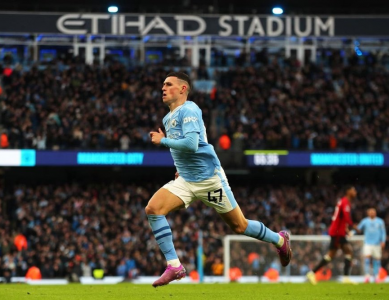 Foden double inspires Man City to derby day fightback over Man Utd