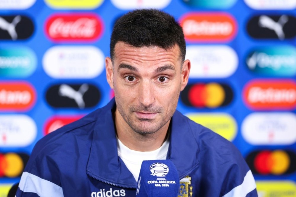 Just enjoy Messi and Di Maria while you can urges Argentina boss Scaloni