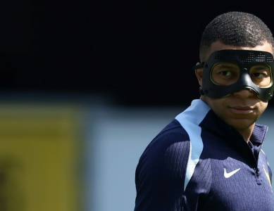 Injured Mbappe ‘doing better every day’ says France coach Deschamps